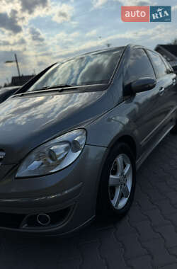 Хэтчбек Mercedes-Benz B-Class 2007 в 
