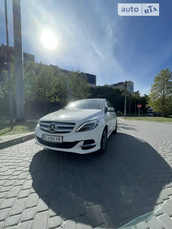 Mercedes-Benz B-Class 2017
