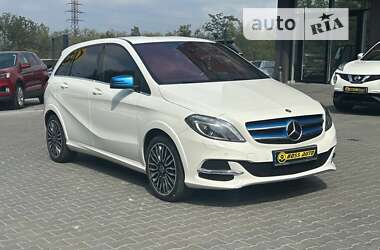 Хетчбек Mercedes-Benz B-Class 2015 в Чернівцях