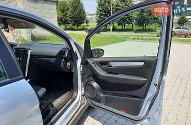 Хэтчбек Mercedes-Benz B-Class 2005 в 