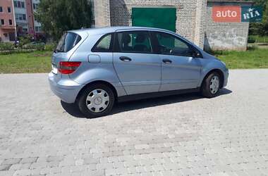 Хэтчбек Mercedes-Benz B-Class 2005 в 