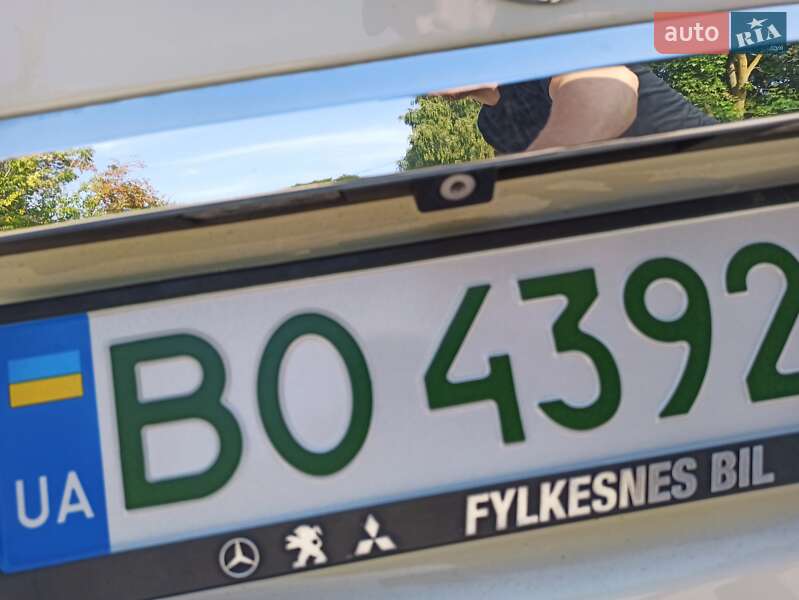 Хетчбек Mercedes-Benz B-Class 2015 в Тернополі