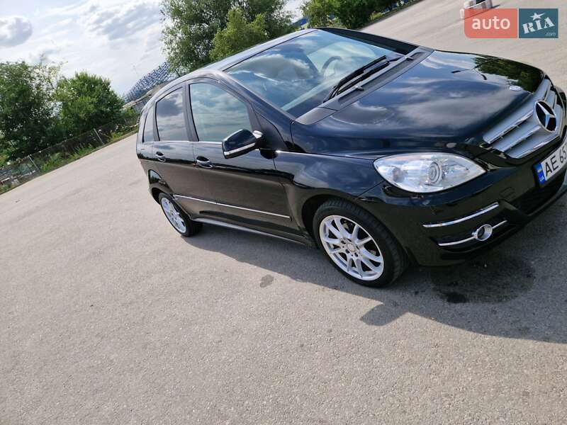 Хэтчбек Mercedes-Benz B-Class 2010 в Днепре