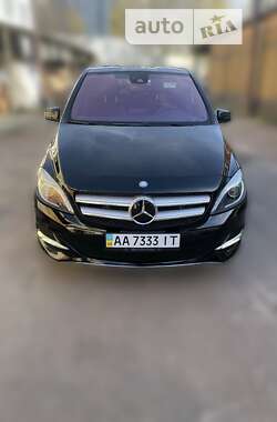 Хэтчбек Mercedes-Benz B-Class 2016 в Киеве