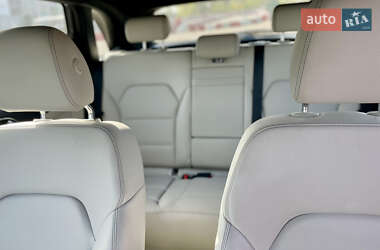 Хэтчбек Mercedes-Benz B-Class 2016 в 