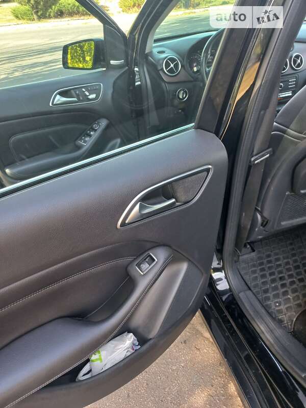 Хэтчбек Mercedes-Benz B-Class 2015 в Лубнах