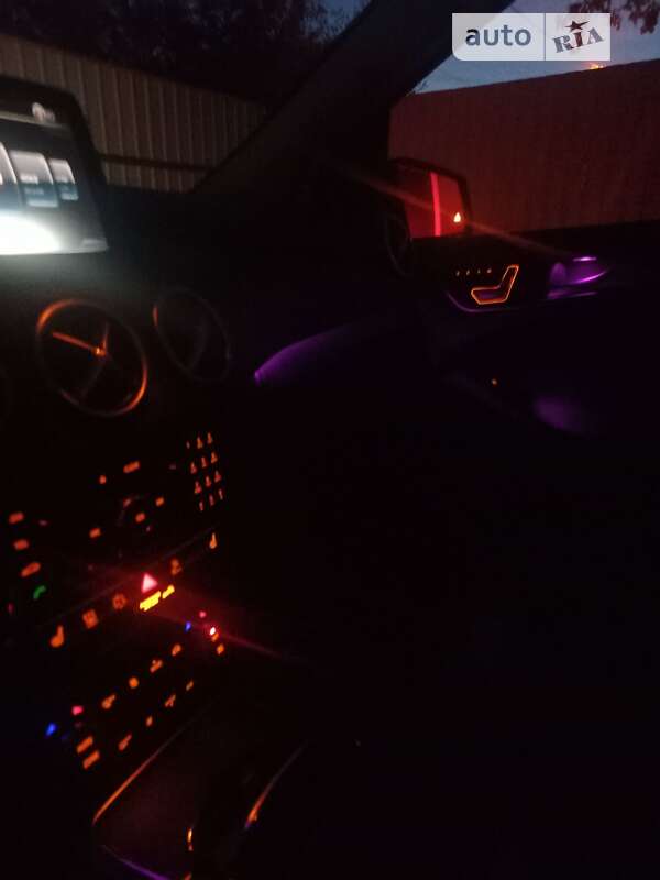 Хэтчбек Mercedes-Benz B-Class 2015 в Лубнах