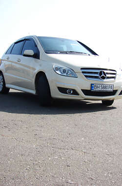 Хэтчбек Mercedes-Benz B-Class 2010 в Одессе