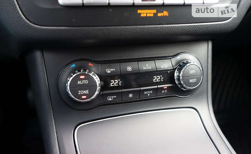 Хэтчбек Mercedes-Benz B-Class 2016 в Киеве