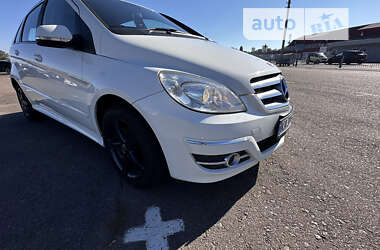 Хэтчбек Mercedes-Benz B-Class 2010 в Киеве