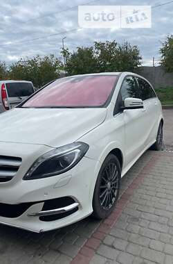 Хэтчбек Mercedes-Benz B-Class 2015 в Нововолынске