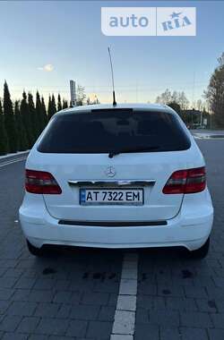 Хэтчбек Mercedes-Benz B-Class 2009 в Надворной