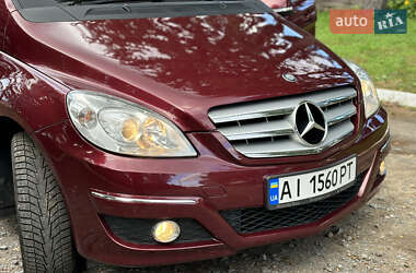 Хэтчбек Mercedes-Benz B-Class 2011 в 
