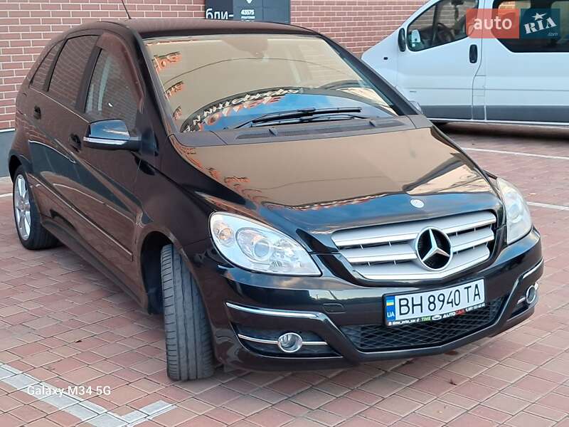 Хэтчбек Mercedes-Benz B-Class 2010 в Одессе