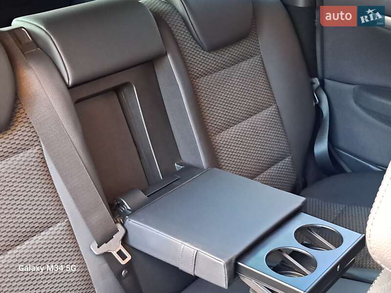 Хэтчбек Mercedes-Benz B-Class 2010 в Одессе
