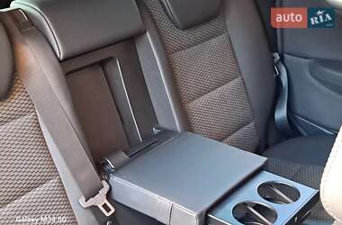 Хэтчбек Mercedes-Benz B-Class 2010 в 