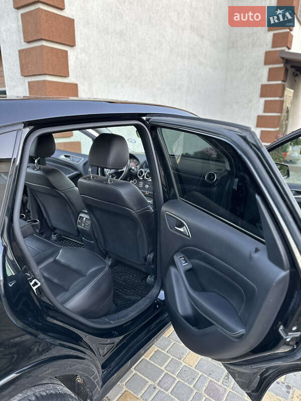 Хетчбек Mercedes-Benz B-Class 2016 в Дунаївцях