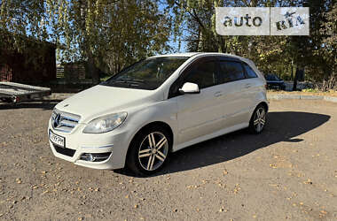 Хетчбек Mercedes-Benz B-Class 2011 в Самборі