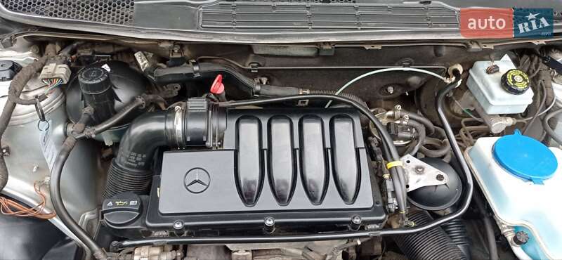 Хэтчбек Mercedes-Benz B-Class 2011 в Новоселице