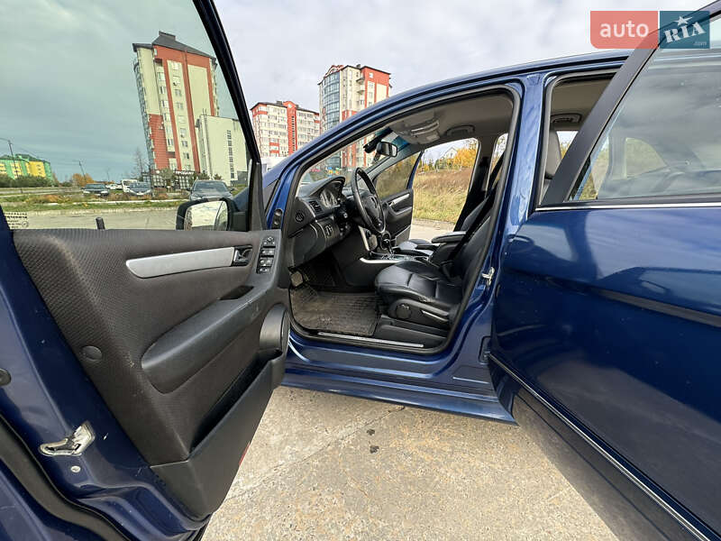 Хэтчбек Mercedes-Benz B-Class 2011 в Вараше