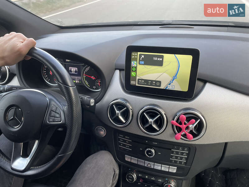 Хетчбек Mercedes-Benz B-Class 2016 в Чернівцях