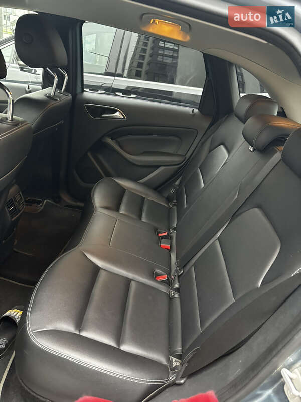 Хетчбек Mercedes-Benz B-Class 2015 в Луцьку