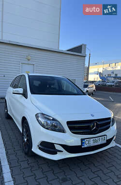 Хэтчбек Mercedes-Benz B-Class 2015 в 