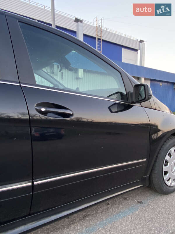 Хетчбек Mercedes-Benz B-Class 2010 в Дніпрі