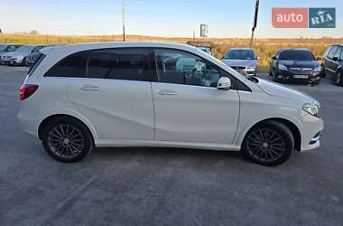 Хэтчбек Mercedes-Benz B-Class 2016 в 