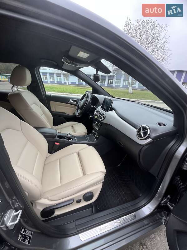 Хэтчбек Mercedes-Benz B-Class 2016 в Тернополе
