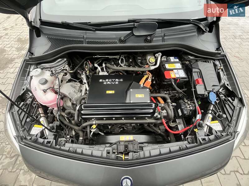 Хэтчбек Mercedes-Benz B-Class 2016 в Тернополе