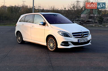 Хэтчбек Mercedes-Benz B-Class 2015 в Ровно