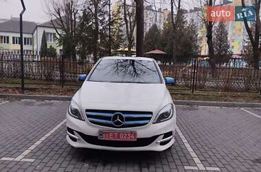 Хетчбек Mercedes-Benz B-Class 2015 в Івано-Франківську