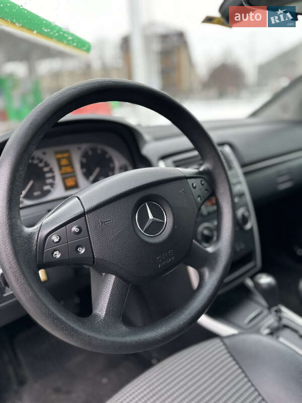 Хетчбек Mercedes-Benz B-Class 2006 в Києві фото 20 Хетчбек Mercedes-Benz B-Class 2006 в Києві