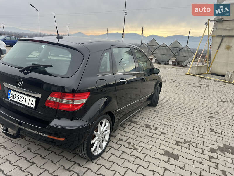 Хэтчбек Mercedes-Benz B-Class 2006 в Хусте