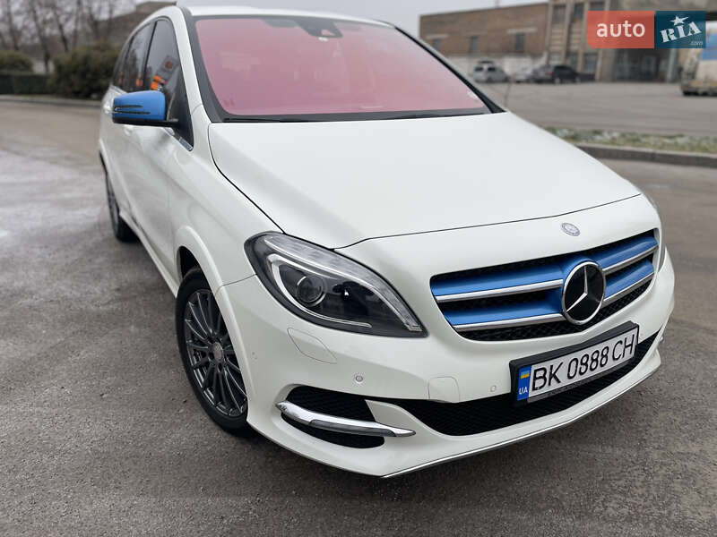 Mercedes-Benz B-Class 2015