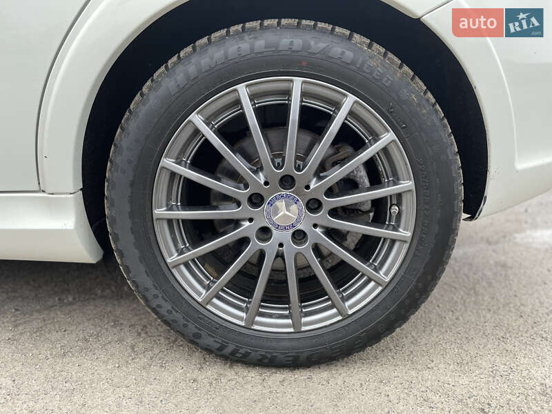 Хетчбек Mercedes-Benz B-Class 2015 в Рівному фото 32 Хетчбек Mercedes-Benz B-Class 2015 в Рівному