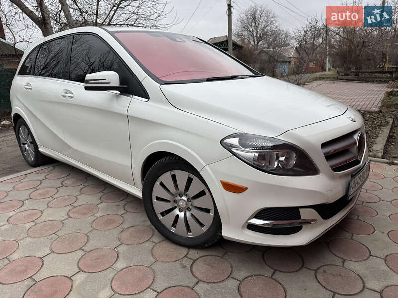 Хетчбек Mercedes-Benz B-Class 2015 в Краматорську
