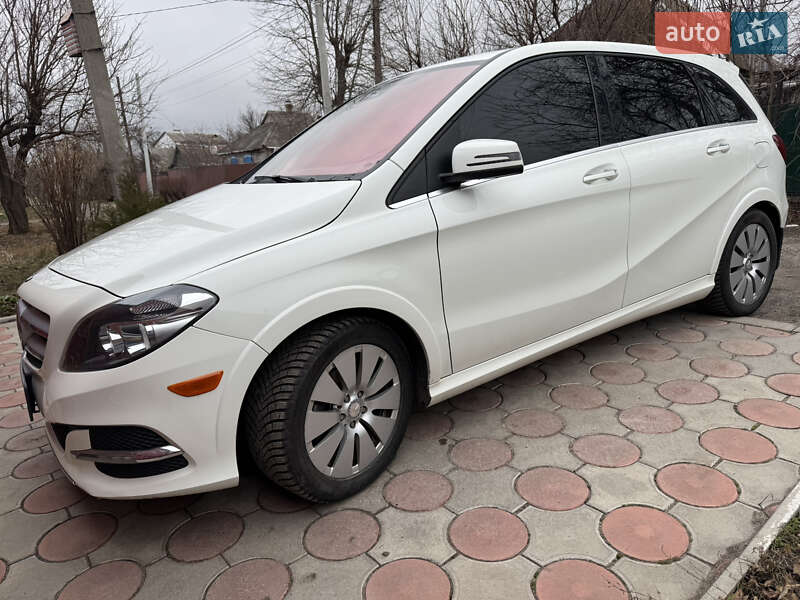 Mercedes-Benz B-Class 2015