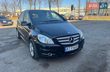 Хетчбек Mercedes-Benz B-Class 2011 в Івано-Франківську