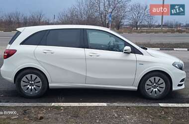 Хэтчбек Mercedes-Benz B-Class 2017 в Харькове