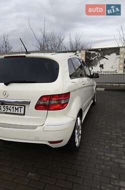 Хэтчбек Mercedes-Benz B-Class 2011 в Киеве