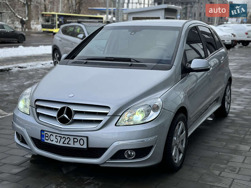 Хэтчбек Mercedes-Benz B-Class 2010 в Львове