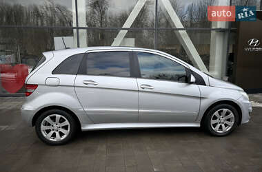 Хэтчбек Mercedes-Benz B-Class 2010 в Львове