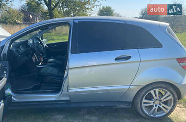 Хэтчбек Mercedes-Benz B-Class 2008 в 