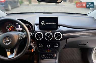 Хэтчбек Mercedes-Benz B-Class 2016 в 