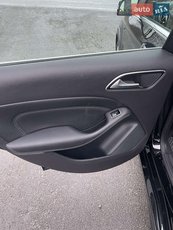 Хэтчбек Mercedes-Benz B-Class 2014 в Коростене