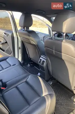 Mercedes-Benz B-Class 2015