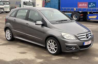 Хетчбек Mercedes-Benz B-Class 2010 в Хмельницькому