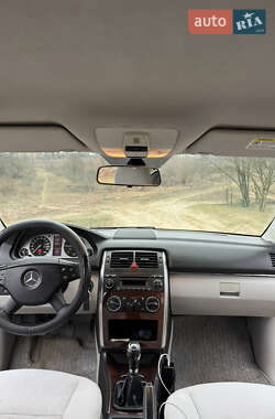 Хэтчбек Mercedes-Benz B-Class 2007 в 